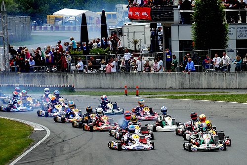 Na Japan vloog Nyck de Vries naar Wackersdorf